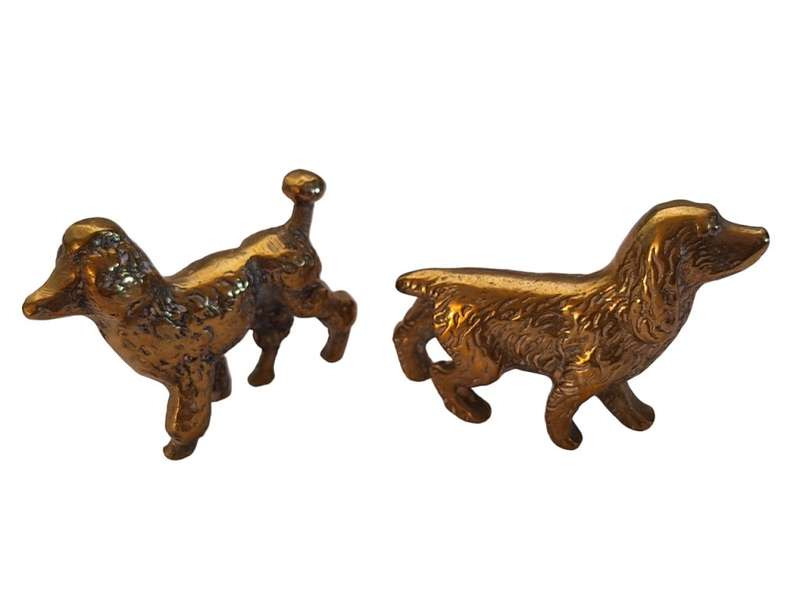 2 x Brass dogs ornamenta 5cm high
