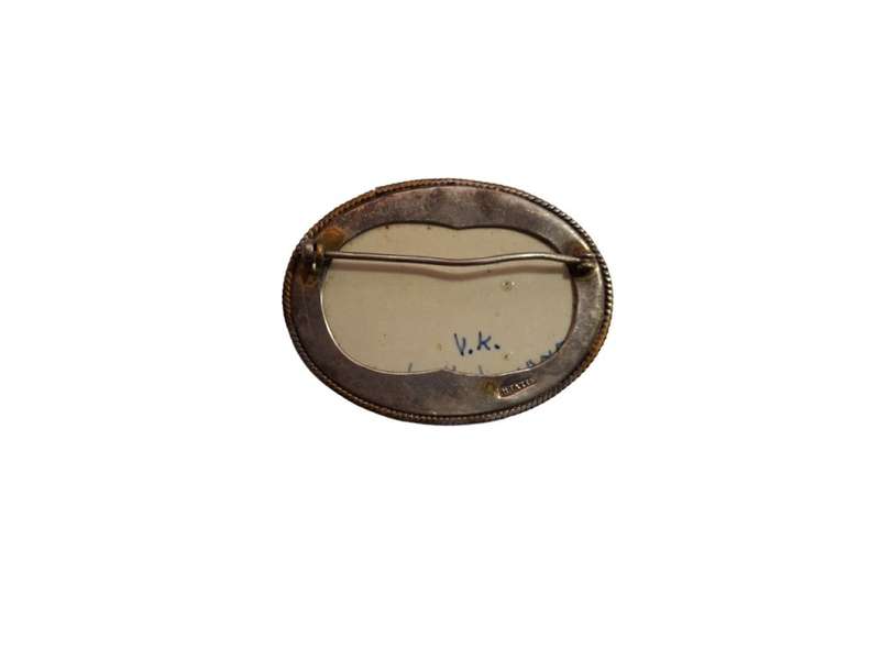 Vintage Delft brooch in silver