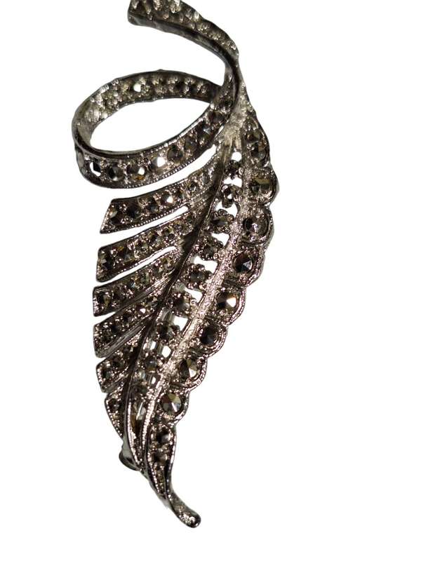 Lovely marcasite brooch