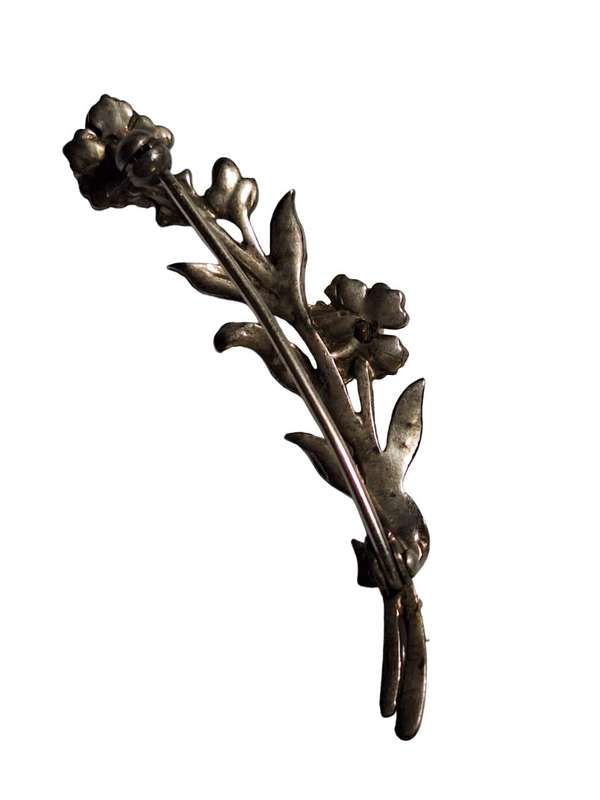 Lovely marcasite brooch