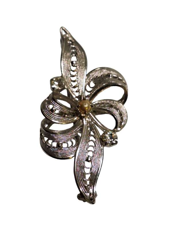Very pretty brooch