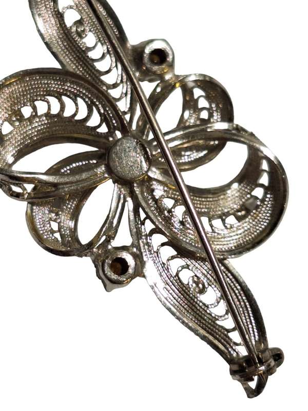 Very pretty brooch