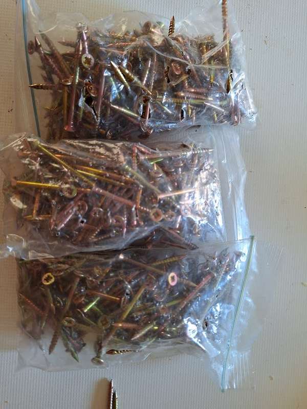 3 packets of screws, please study pics