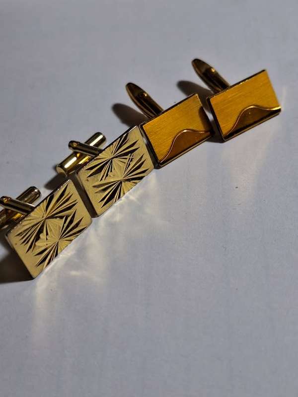 2 x Pairs of cuff links