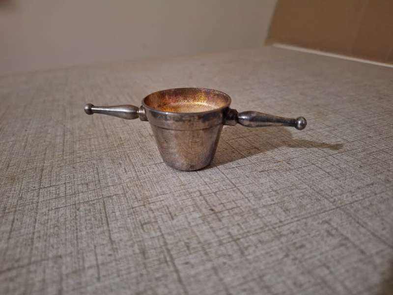 Vintage tot measure