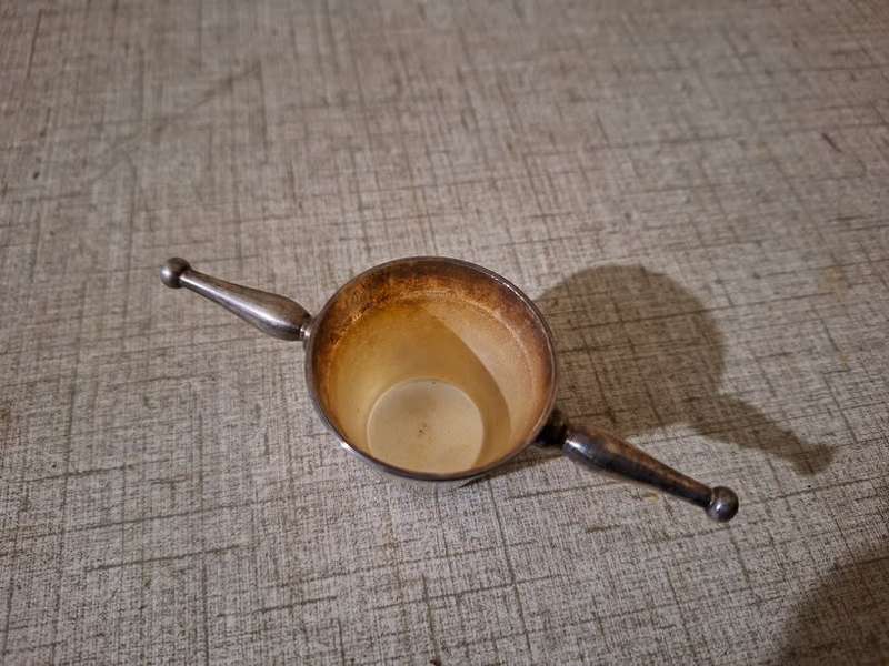 Vintage tot measure