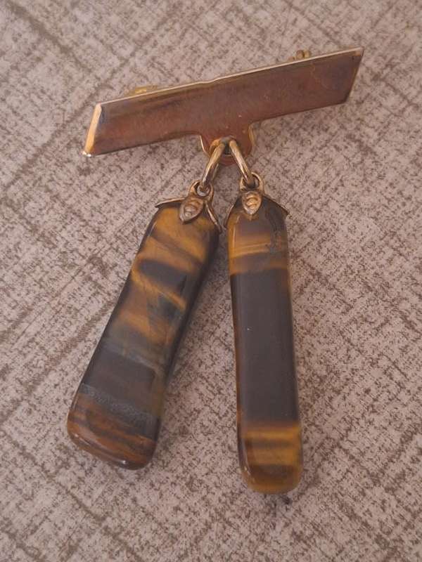 Tigers eye brooch