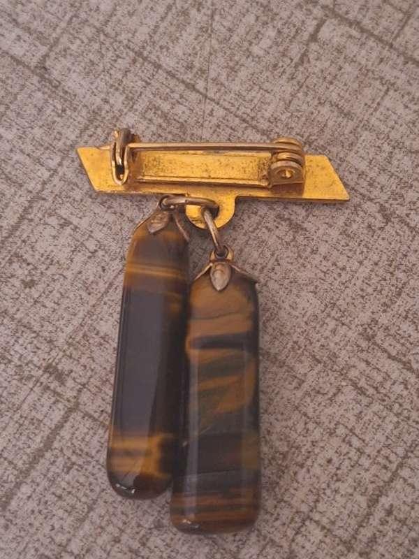 Tigers eye brooch