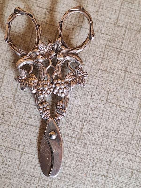 Antique grape scissors marked with 90, can not make out other markings