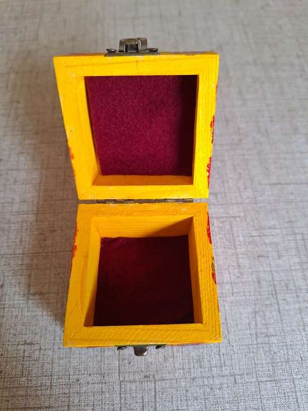 Small wooden trinket box