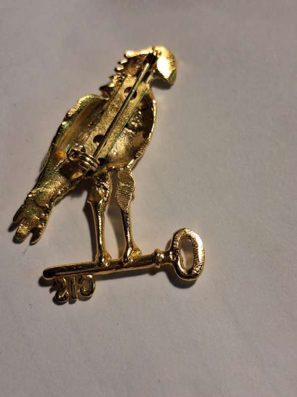 Eagle CIS brooch