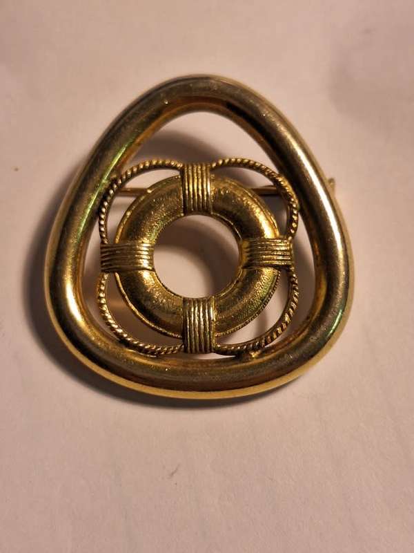 Nautical brooch