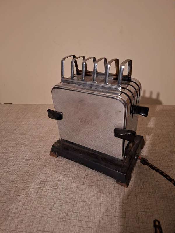 Vintage Speedie toaster