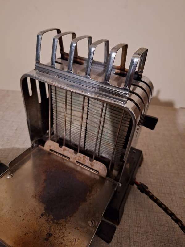 Vintage Speedie toaster
