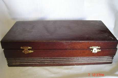 LOVELY WOODEN BOX IN NEED OF TLC
