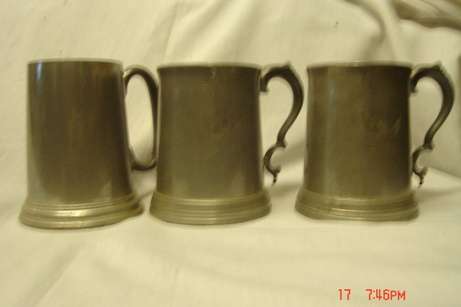3 PEWTER BEER MUGS WITH GLASS BOTTOMS