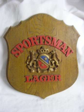 OLD SPORTSMAN LAGER PLAQUE