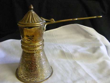 LOVELY VINTAGE BRASS POURER