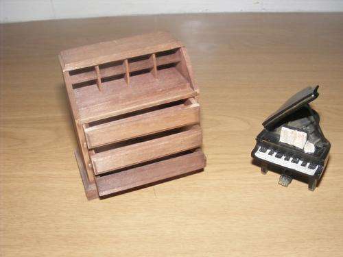 SOME DOLLS HOUSE FURNITURE