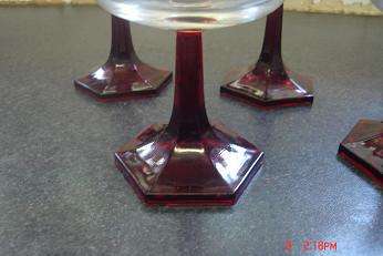 6 LOVELY WINE GLASSES