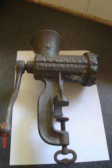 NO. 8 HASQVARNA MEAT MINCER