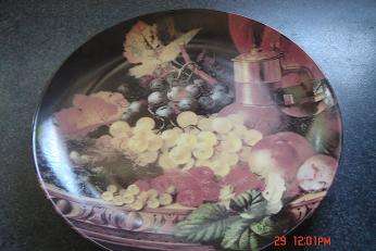 LOVELY PLATE FOR YOUR COLLECTION