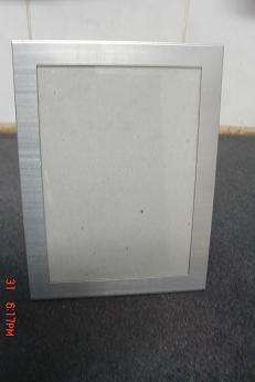 LOVELY PHOTO FRAME