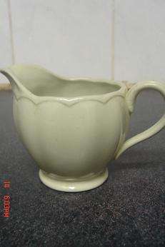 LOVELY GRINDLEY MILK JUG