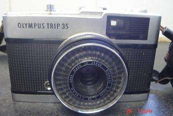 OLYMPUS TRIP 35 CAMERA