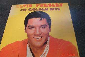 ELVIS PRESLEY 40 GOLDEN HITS DOUBLE LP