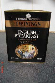 TWININGS TEA TIN