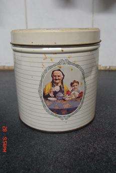 MAZAWATTEE TEA TIN