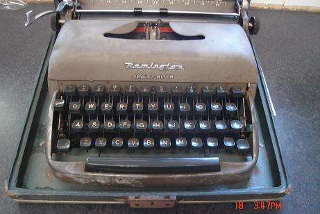 OLD REMINGTON TYPE WRITER