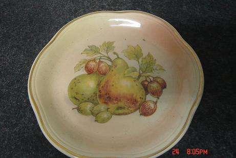 ROYAL WORCESTER PLATE LOVELY
