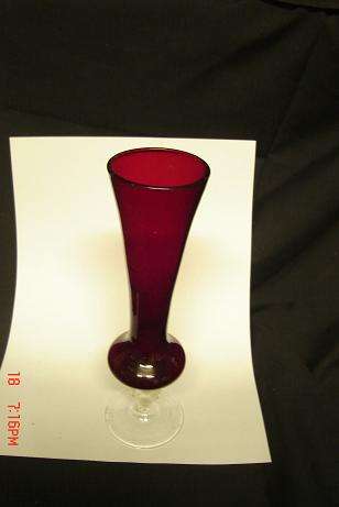 LOVELY RED GLASS VASE