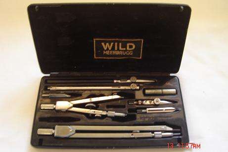 WILD HEERBRUGG COMPAS SET