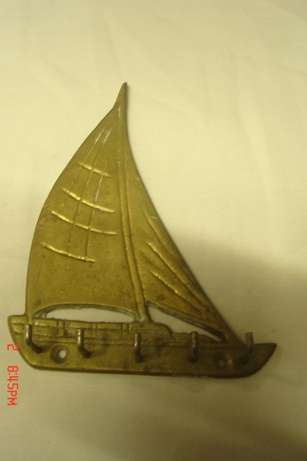 BRASS KEY HOLDER