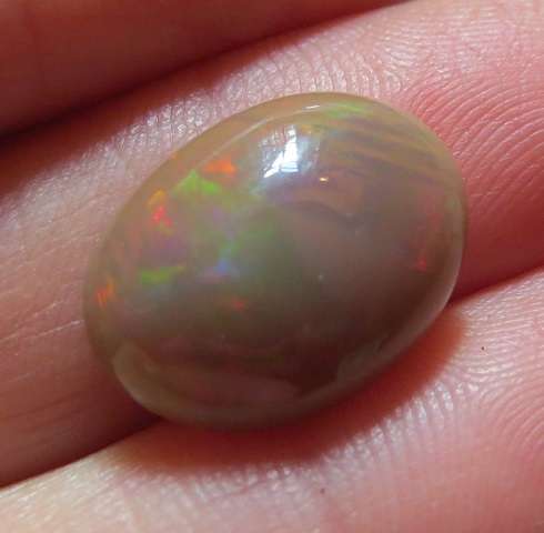 OPAL~4.62ctsTop Fire/Brightness.Spectacular Coffee colour Solid Welo Fire Opal