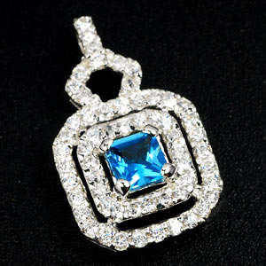 1.91 Gram. Natural Swiss  Blue Topaz .925 Silver Jewelry Pendent