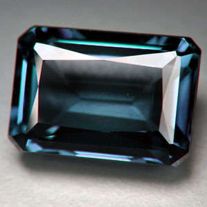 19.25Cts.AWESOME LAB CREATED RUSSIAN COLOR CHANGE ALEXANDRITE