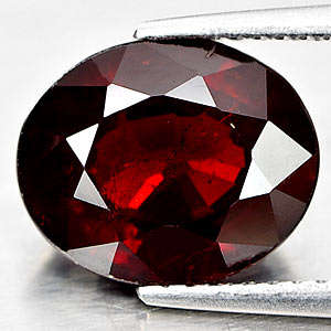 GARNET~ Natural 5.01 Ct. Oval Shape Orangish Red Spessartine Garnet Unheated