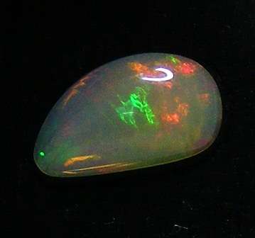 OPAL - 1.48ct Ethiopian Opal- Amazing Colour Play