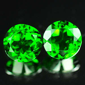 1.77 Ct. Matching Pair Natural Green Chrome Diopside