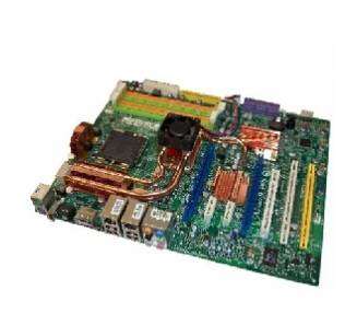 EXTREME GAMING BUNDLE!! Q9550 + PREDATOR Gaming Board + 120mm Watercooling