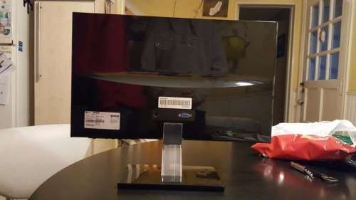 *WOW* LG 20" Super Slim Full HD LED Monitor!! 100% Working