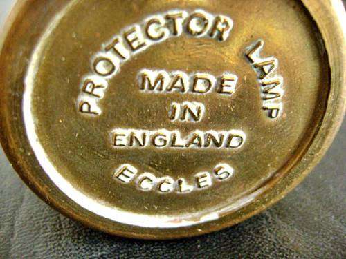 VINTAGE MINER'S LAMP: MINIATURE ECCLES PROTECTOR LAMP