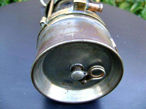 Vintage Miners Victor Kent Wolf Safety Lamp,  working!