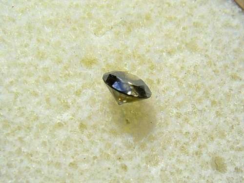 Fancy Brownish Grey Round Diamond 0.22 ct.
