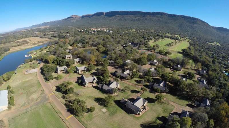 Magalies Park 2 Bedroom 6 Sleeper Chalet to rent (12th to 19th October 2018)