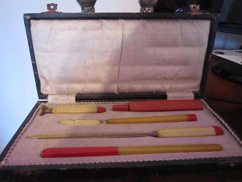Art Deco wrtiting set